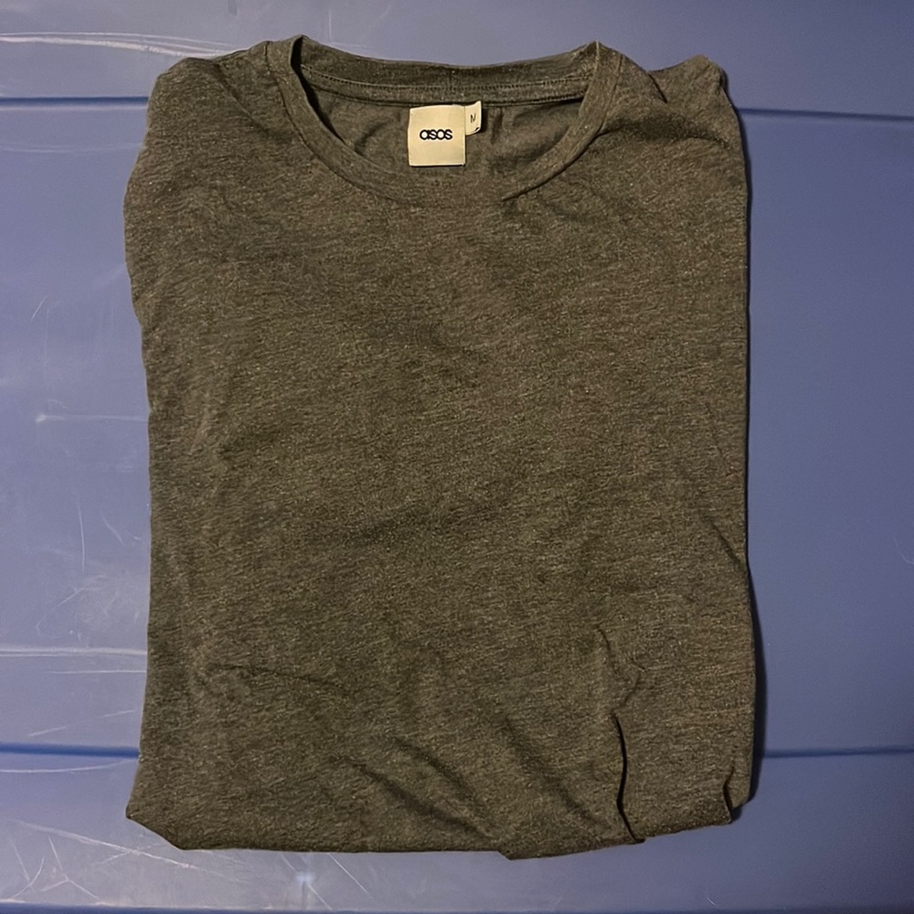 Men’s t shirt